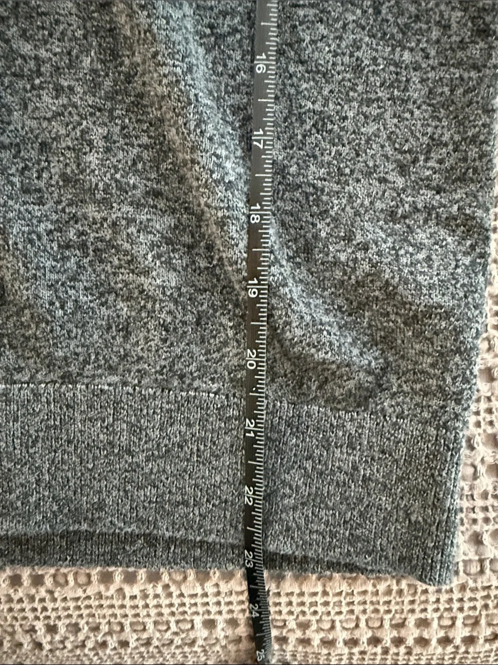 Banana Republic Men’s Charcoal Heather Quarter-Zip Sweater